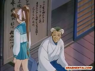 Japonais hentaï écolière surprit et dur fourré par vieux pervertir gu
